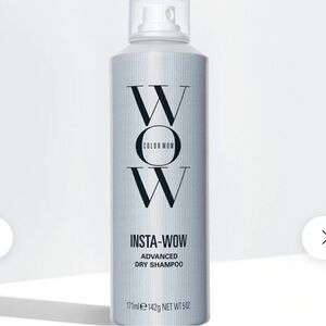 Colorwow Insta Wow Advanced Dry Shampoo removes oil no white cast or clumping